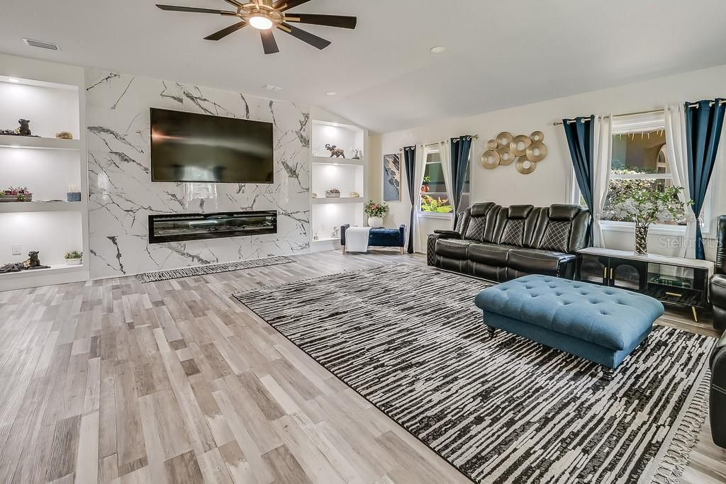 1826 Country Club Road N, Saint Petersburg, FL 33710 Photo