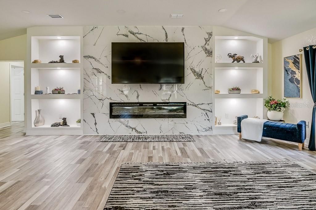 1826 Country Club Road N, Saint Petersburg, FL 33710 Photo