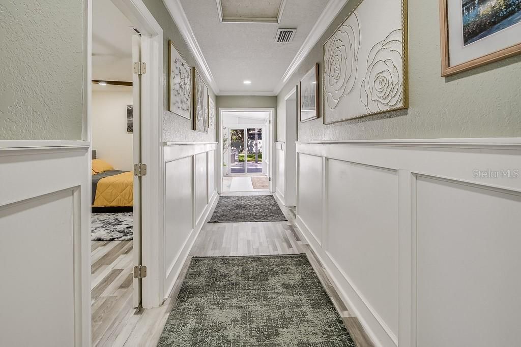 1826 Country Club Road N, Saint Petersburg, FL 33710 Photo