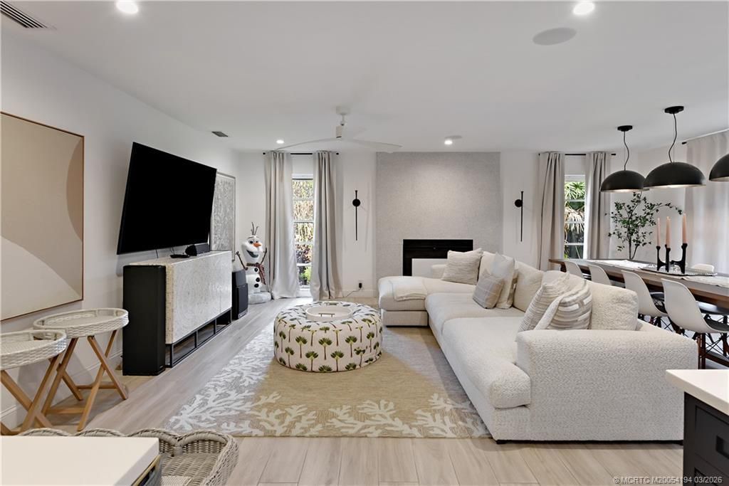 594 SW Thornhill Lane, Palm City, FL 34990 Photo