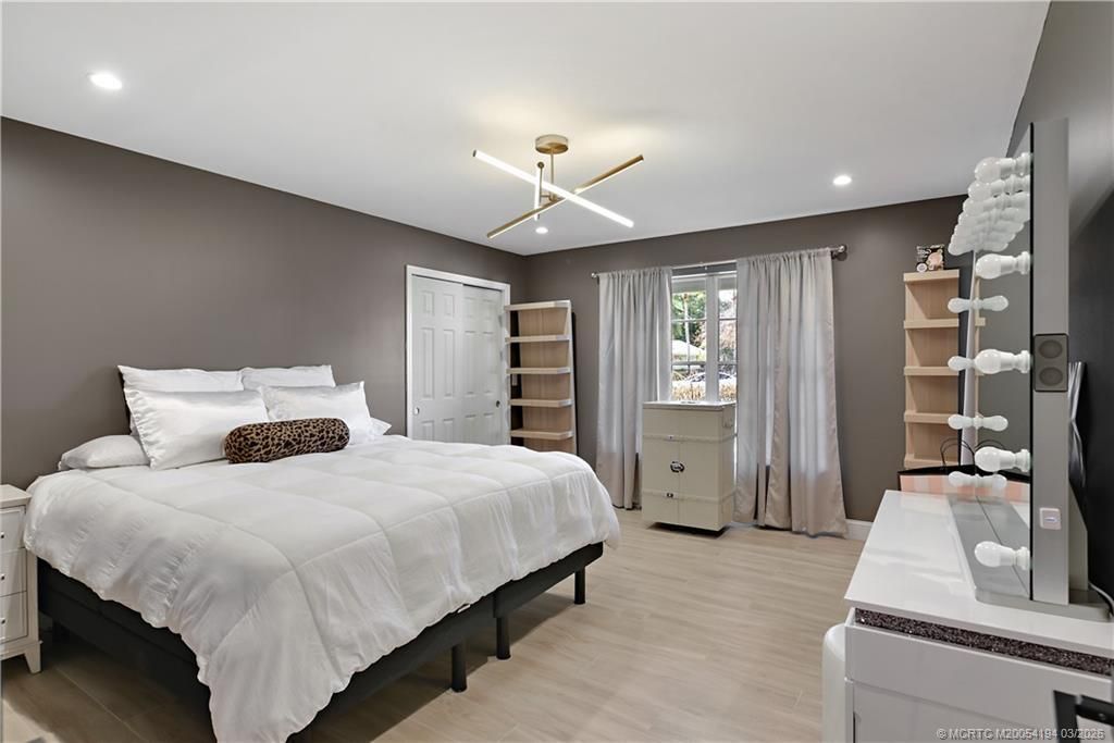 594 SW Thornhill Lane, Palm City, FL 34990 Photo