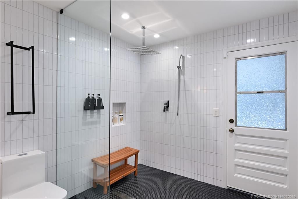 594 SW Thornhill Lane, Palm City, FL 34990 Photo