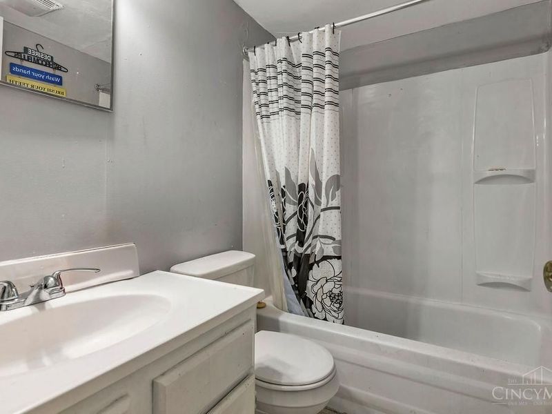 5206 Montgomery Road, Norwood, OH 45212 Photo 14