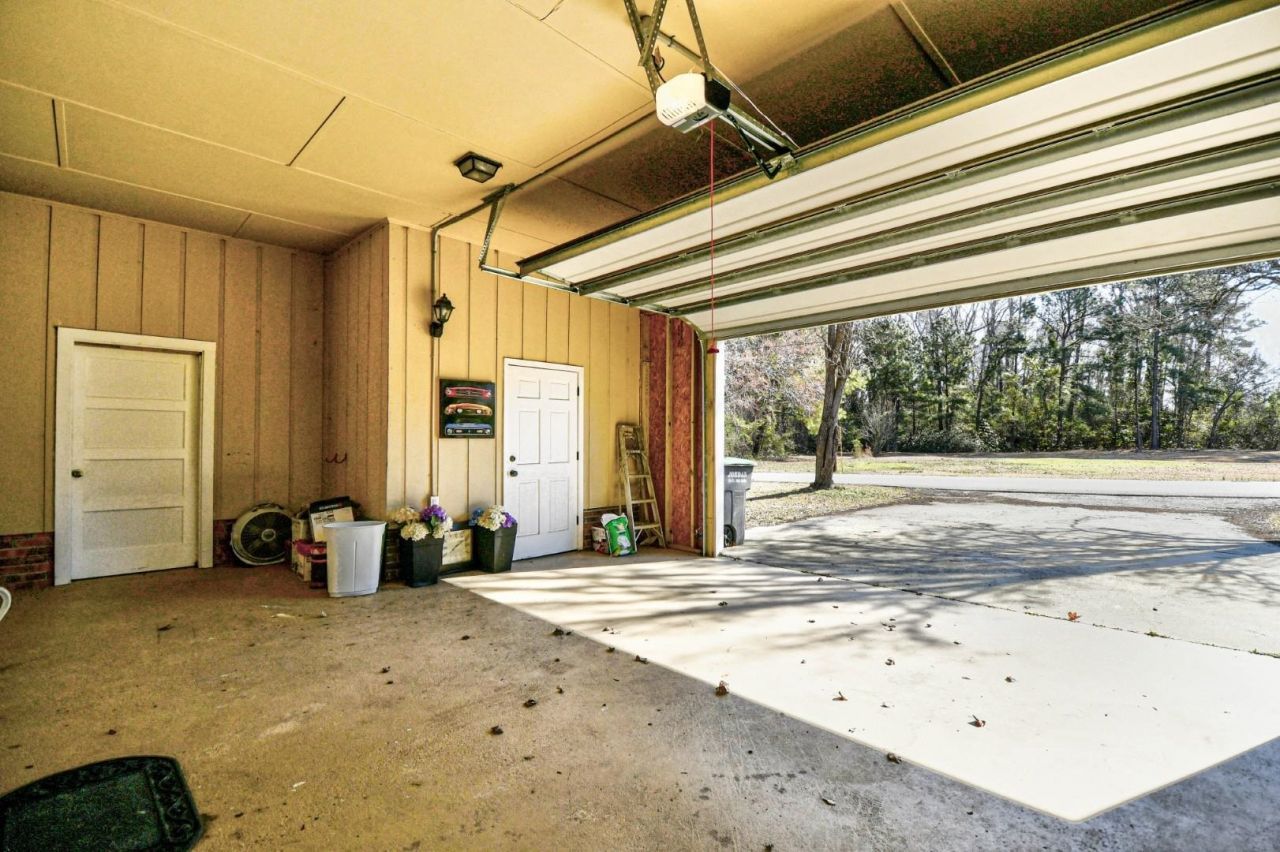 4935 Meadow St. Photo 33