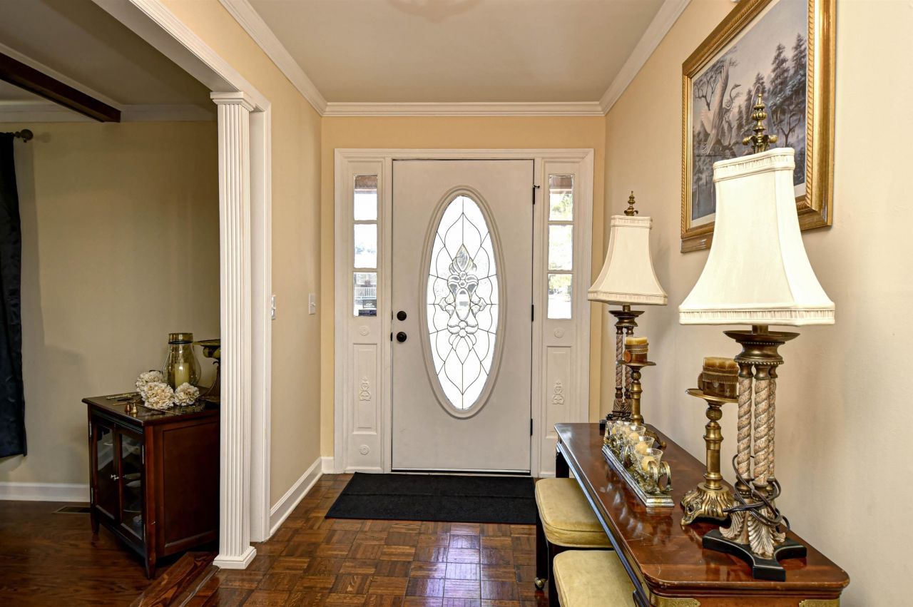 4935 Meadow St. Photo 5