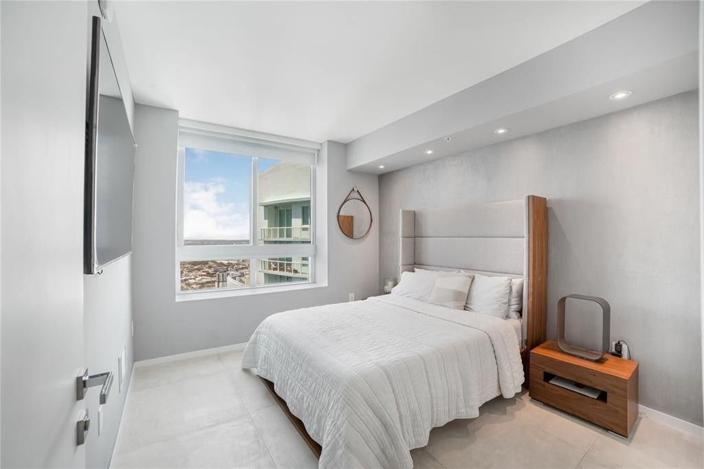 1900 N Bayshore Drive, Unit 4411, Miami, FL 33132 Photo