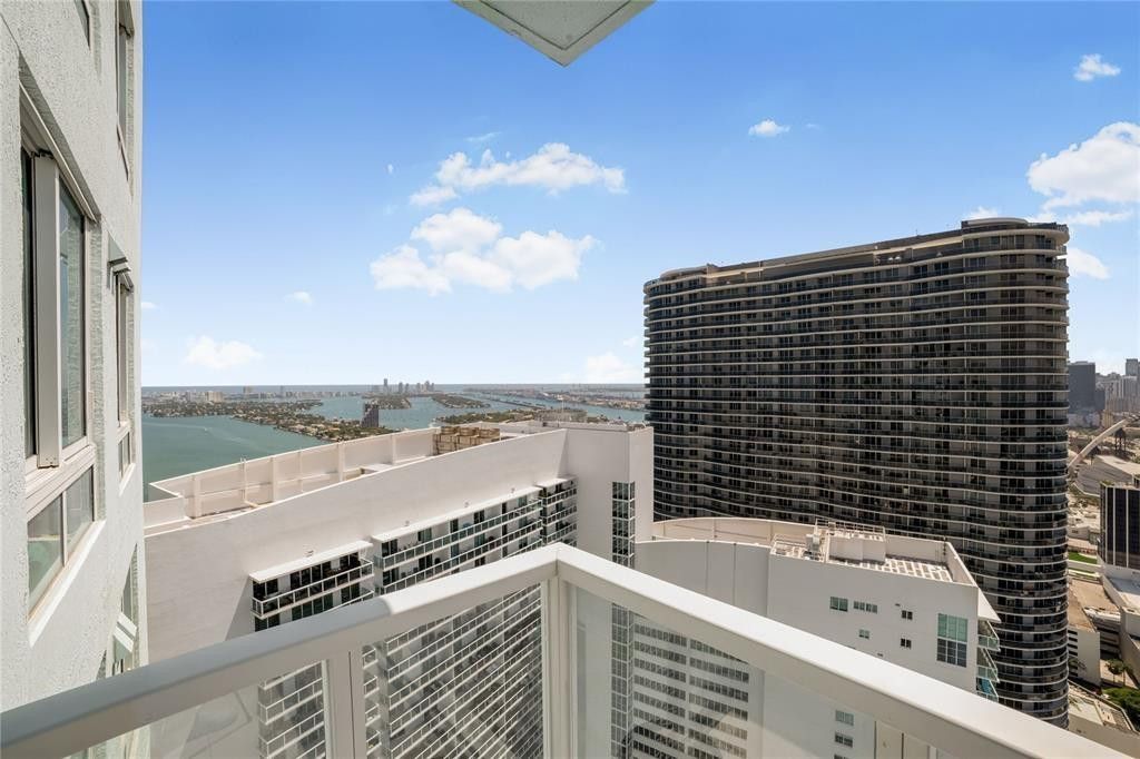 1900 N Bayshore Drive, Unit 4411, Miami, FL 33132 Photo