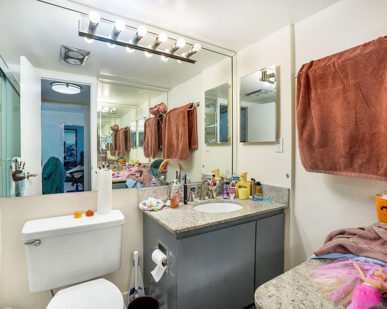 20379 W Country Club Drive, Unit 332, Aventura, FL 33180 Photo