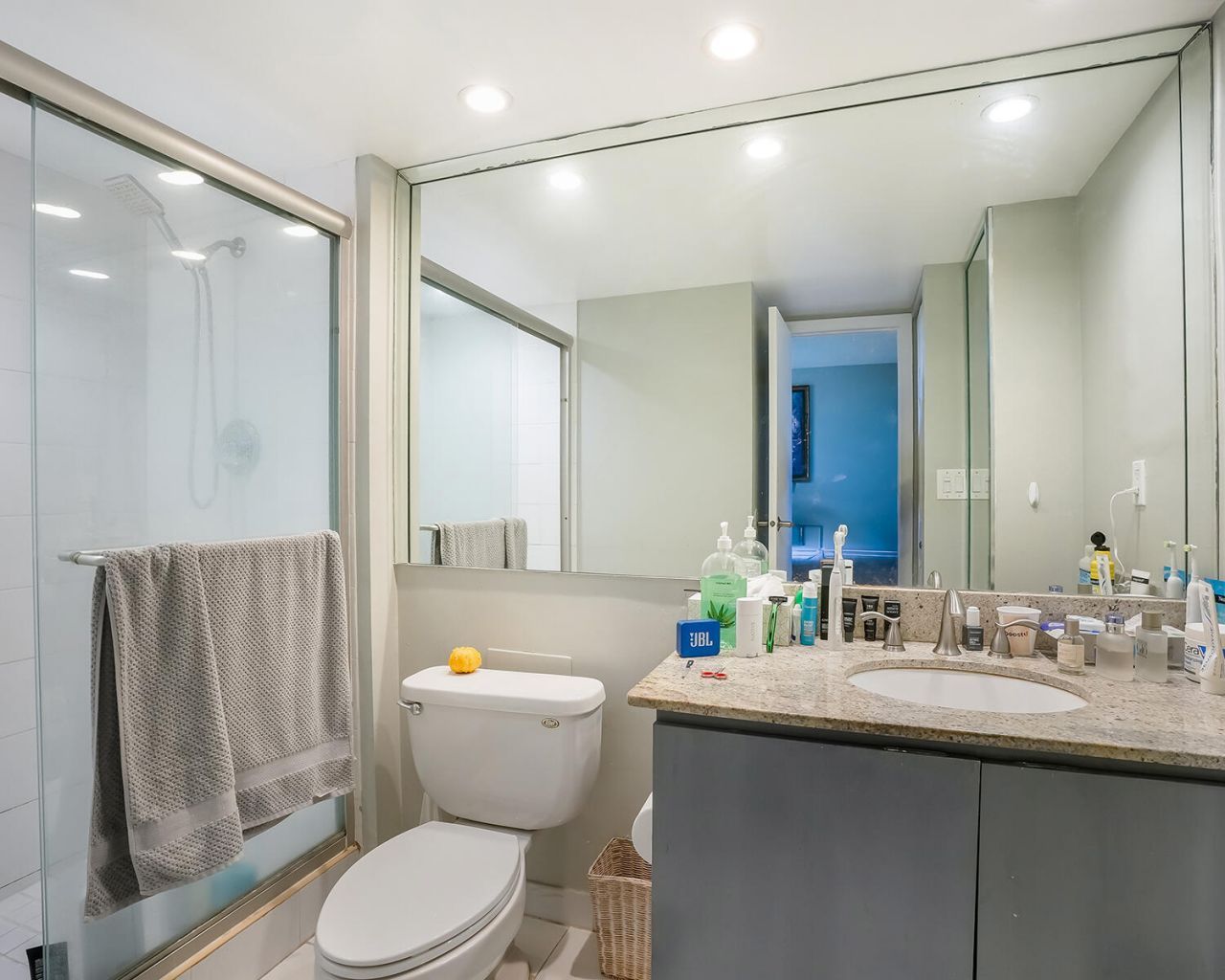 20379 W Country Club Drive, Unit 332, Aventura, FL 33180 Photo