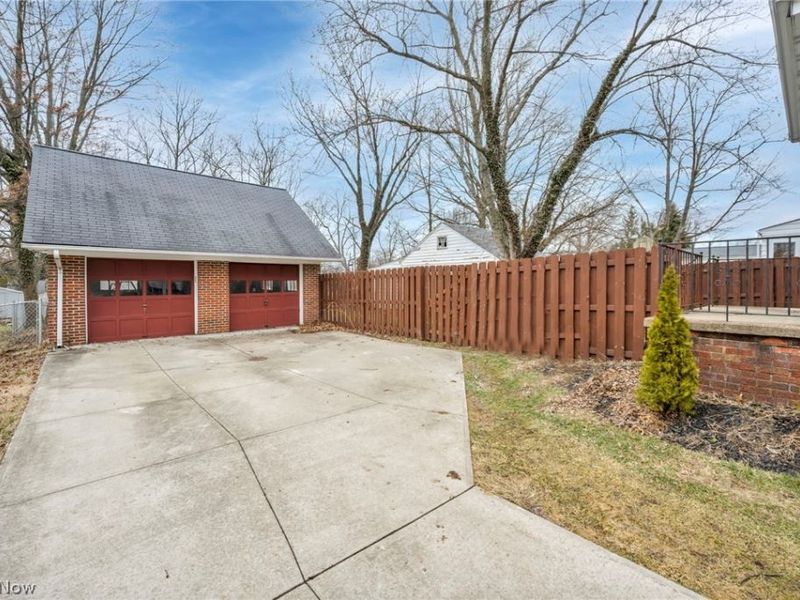 1412 Belrose Road, Cleveland, OH 44124 Photo 32