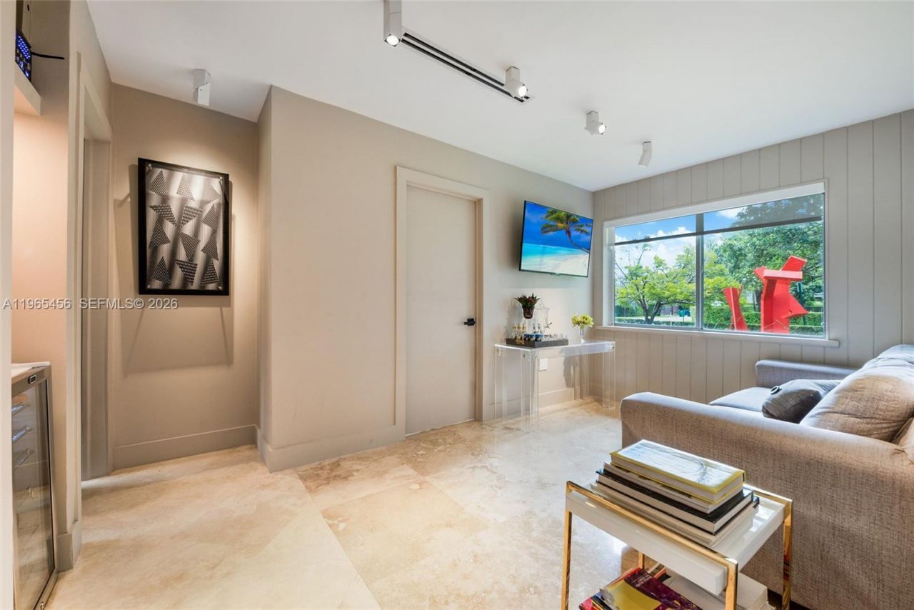 7401 SW 117th St, Pinecrest, FL 33156 Photo