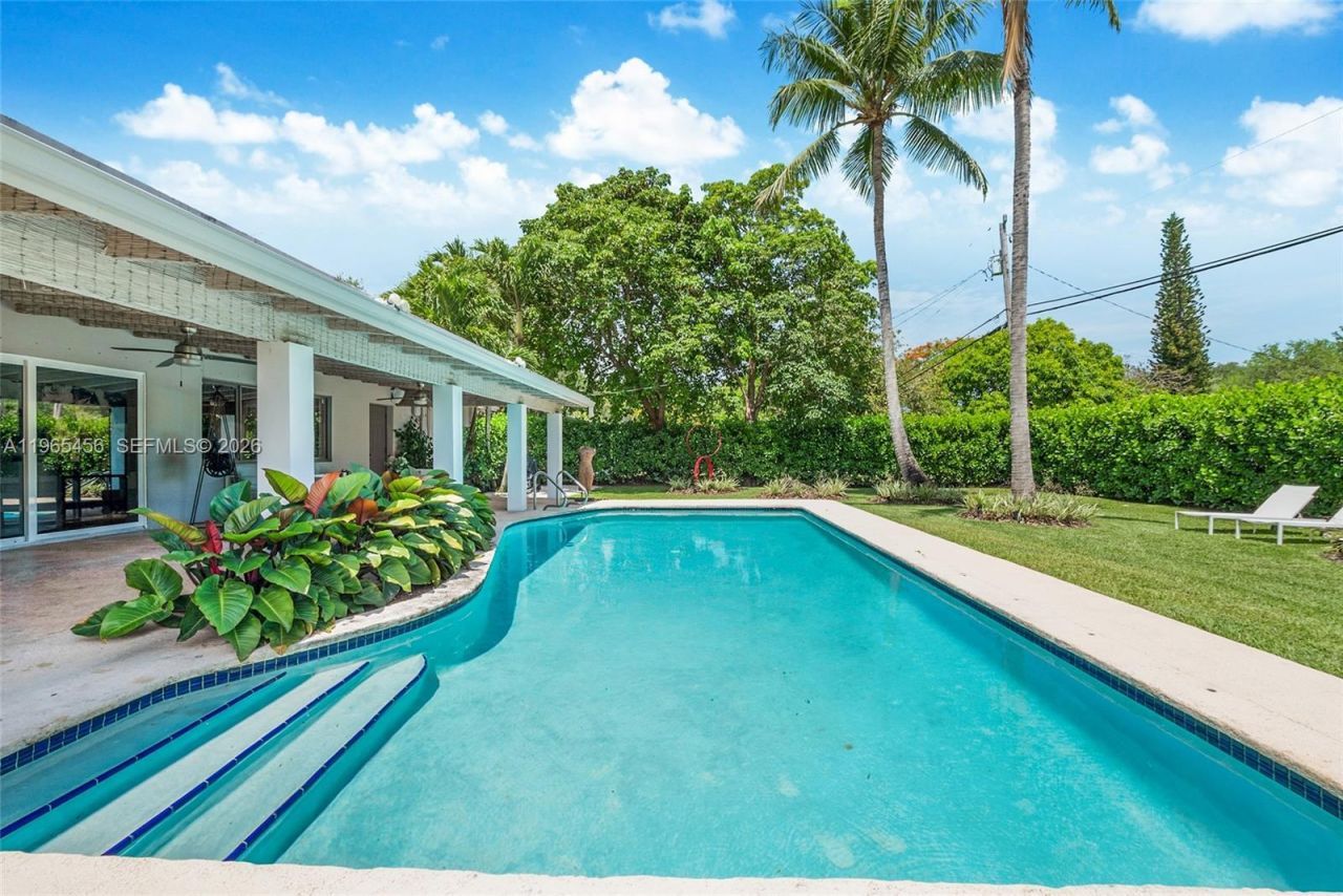 7401 SW 117th St, Pinecrest, FL 33156 Photo