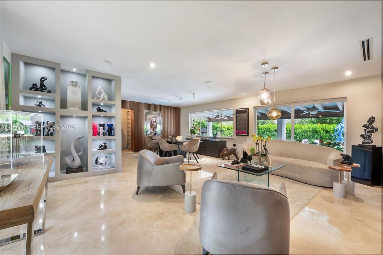 7401 SW 117th St, Pinecrest, FL 33156 Photo