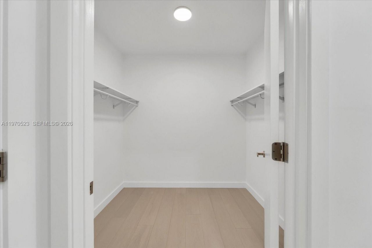 9201 E Bay Harbor Dr, Unit LPH01, Bay Harbor Islands, FL 33154 Photo