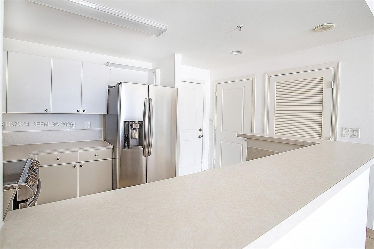 10 Aragon Ave, Unit 1408, Coral Gables, FL 33134 Photo