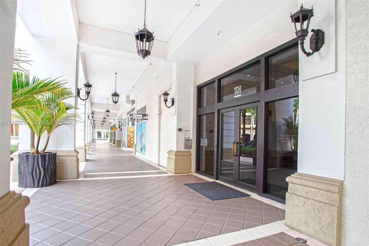 10 Aragon Ave, Unit 1408, Coral Gables, FL 33134 Photo