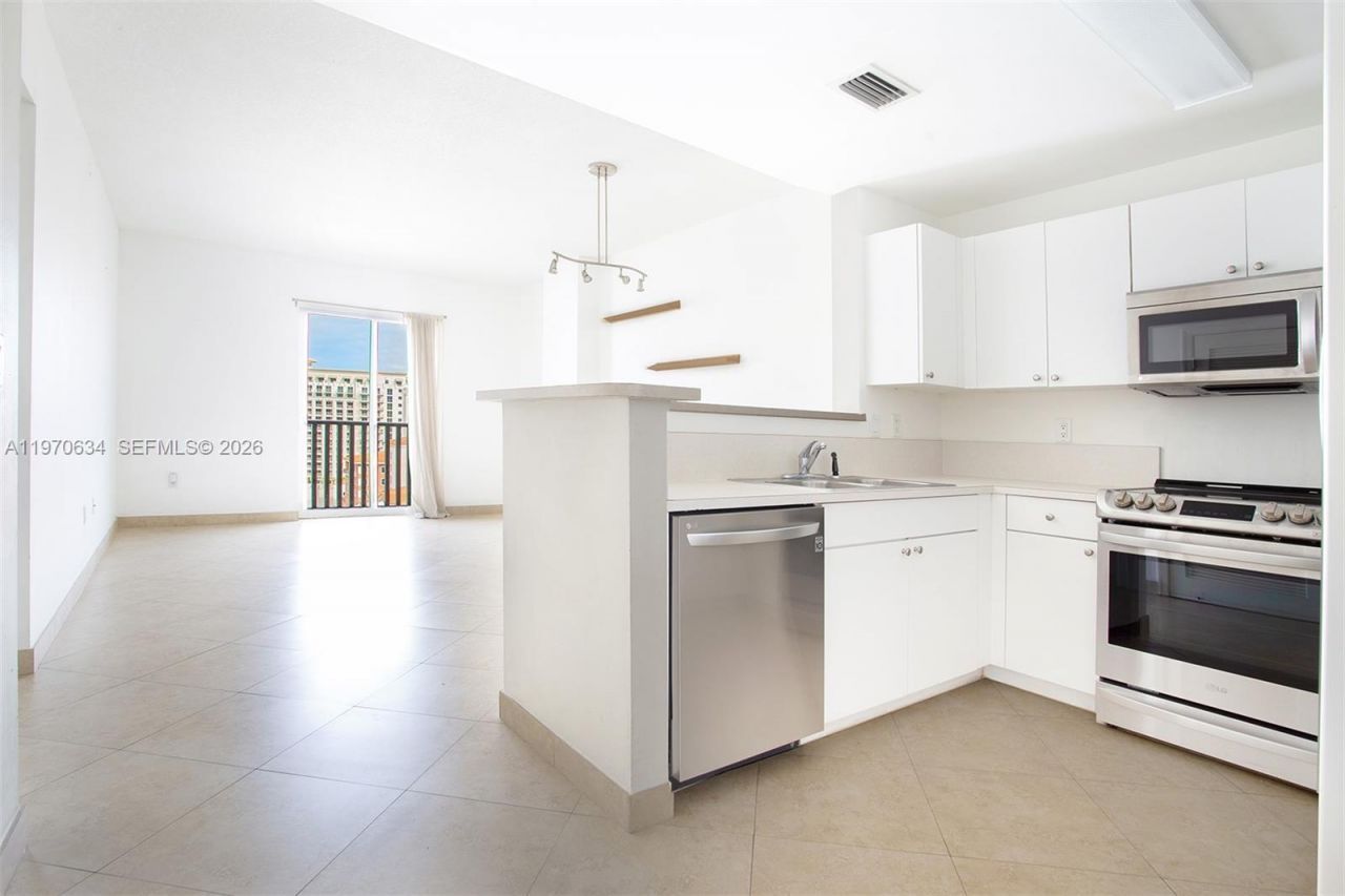 10 Aragon Ave, Unit 1408, Coral Gables, FL 33134 Photo