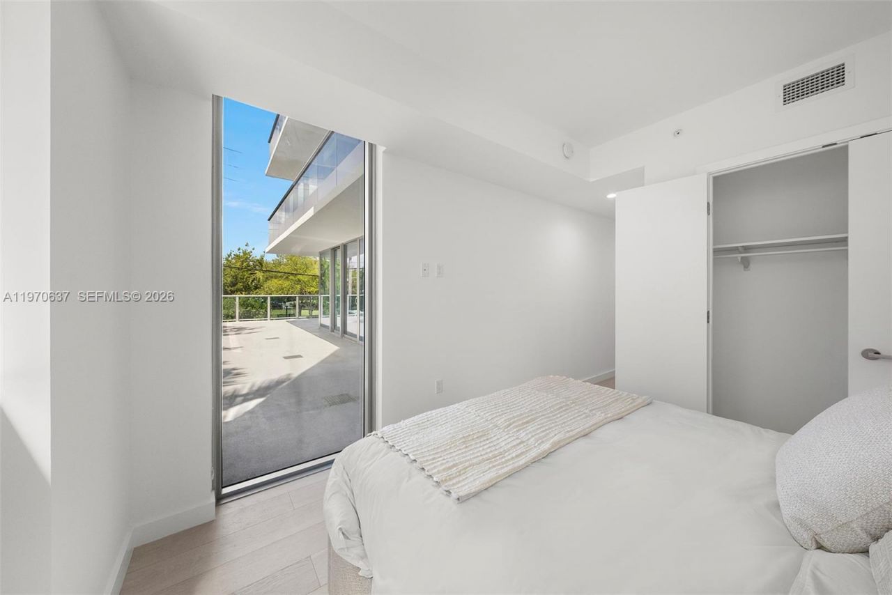 9201 E Bay Harbor Drive, Unit 202, Bay Harbor Islands, FL 33154 Photo