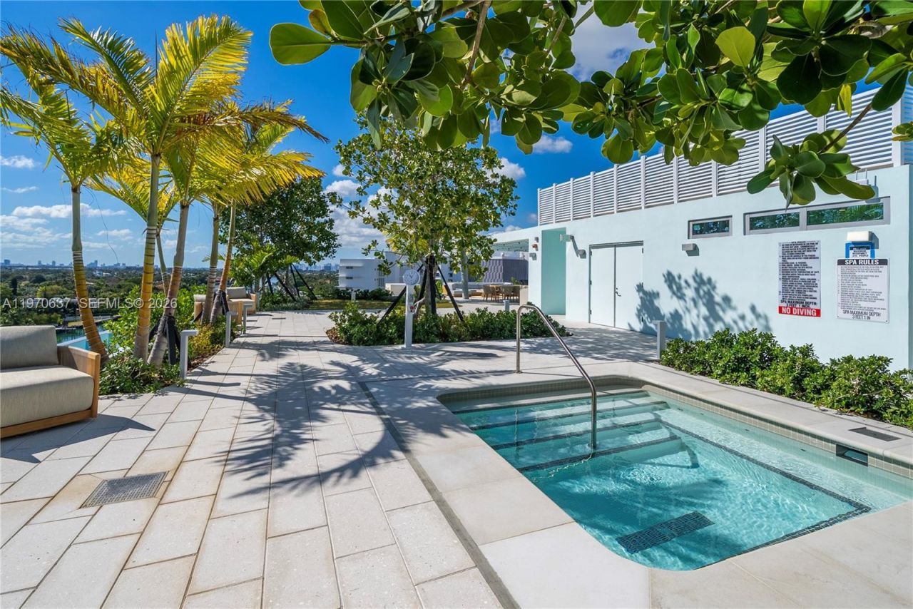 9201 E Bay Harbor Drive, Unit 202, Bay Harbor Islands, FL 33154 Photo