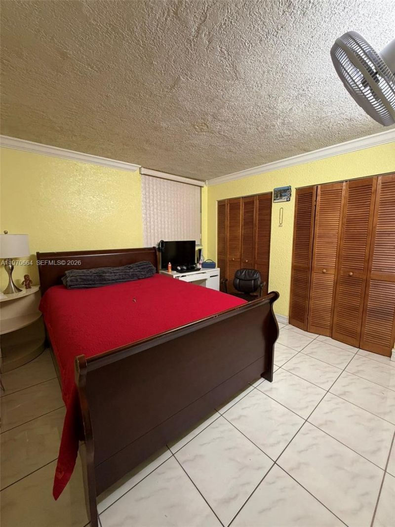 10090 NW 80th Ct , Unit 1206, Hialeah Gardens, FL 33016 Photo