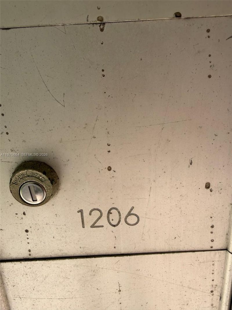 10090 NW 80th Ct , Unit 1206, Hialeah Gardens, FL 33016 Photo