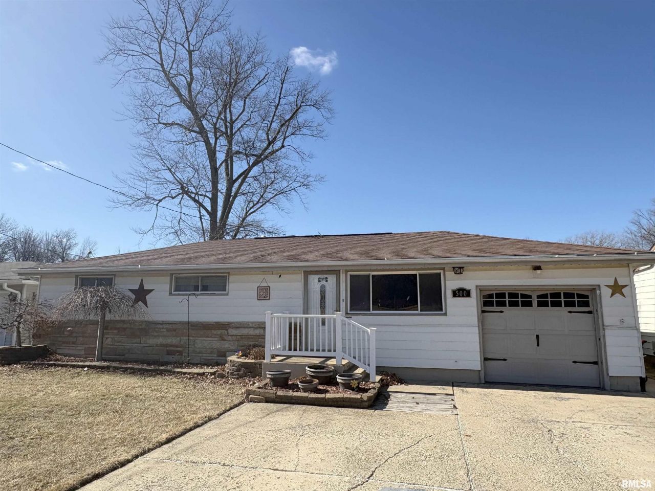 500 Ten Mile Creek Road, Germantown Hills, IL 61548 Main Photo