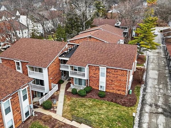 522 Nirk Avenue, Unit I, Kirkwood, MO 63122