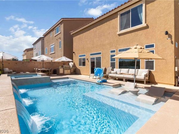 9758 Hawk Crest Street , Las Vegas, NV 89141