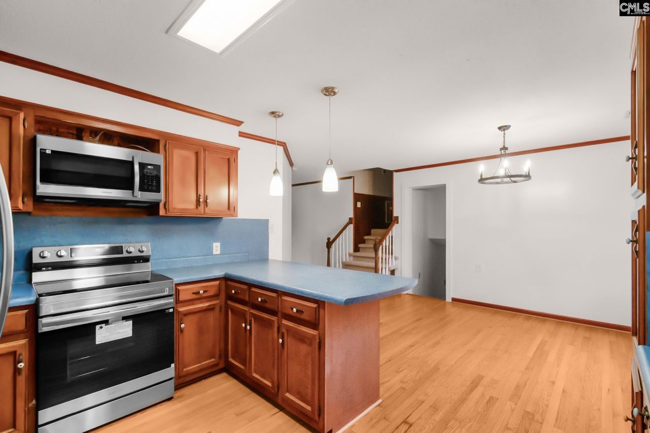 304 West Street  Photo 19