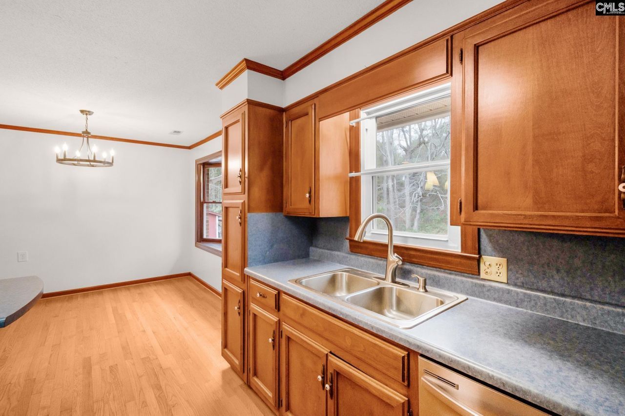 304 West Street  Photo 20