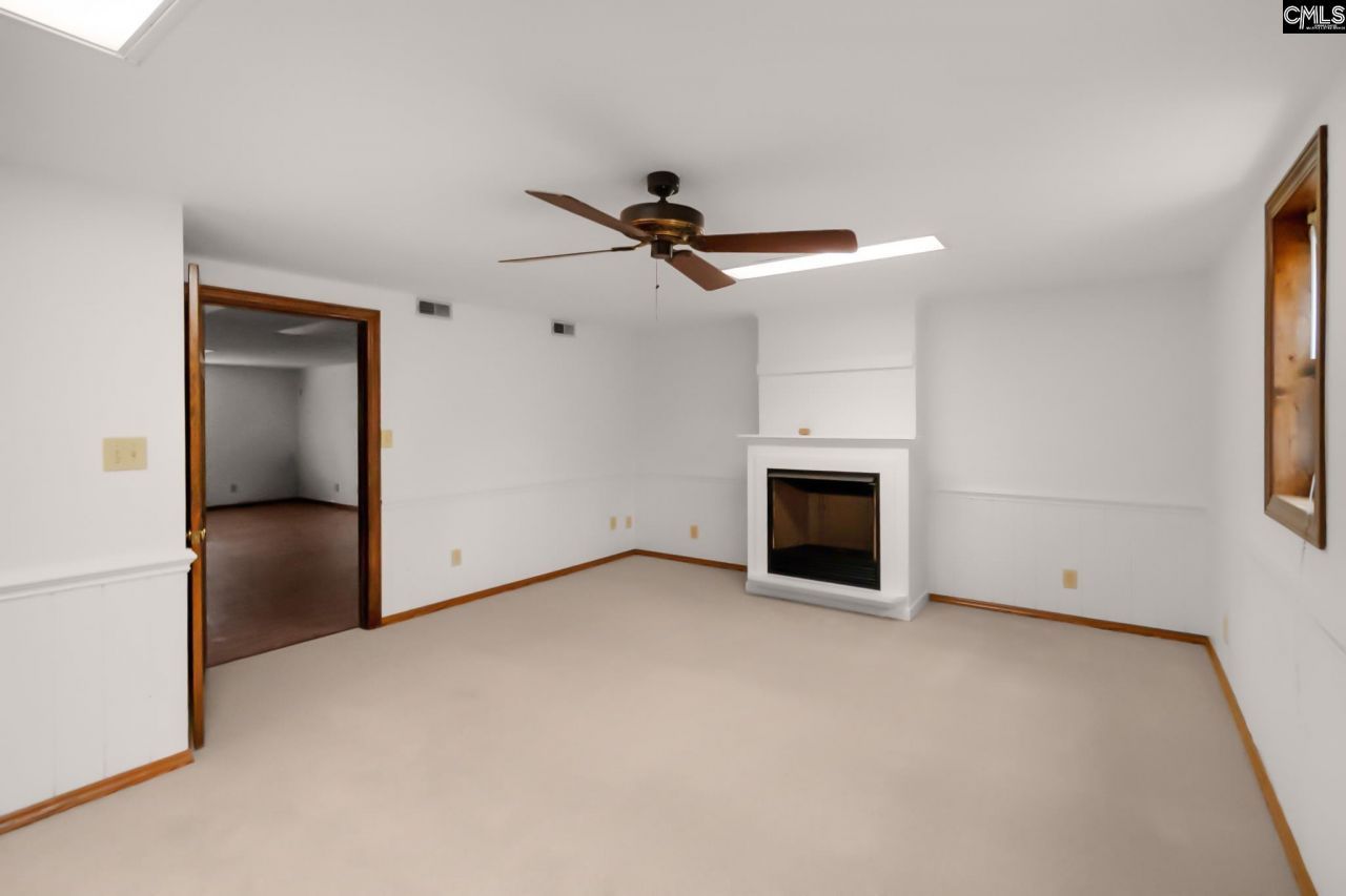 304 West Street  Photo 26