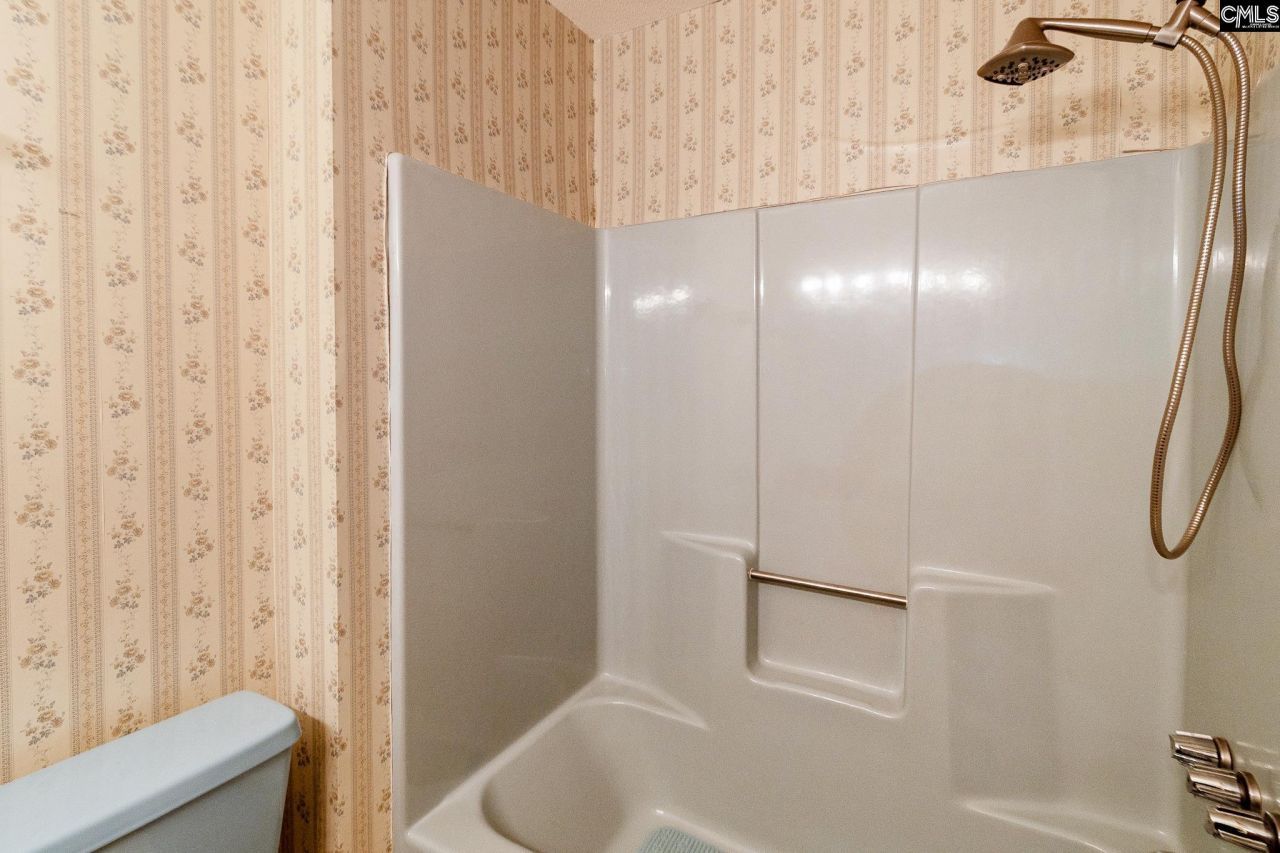 304 West Street  Photo 48