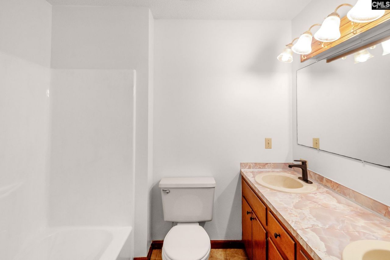 304 West Street  Photo 53