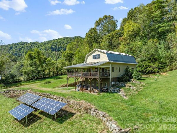 99 Quill Ammons Hollow , Marshall, NC 28753