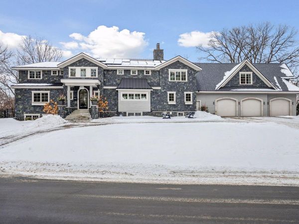 4929 E Sunnyslope Road, Edina, MN 55424