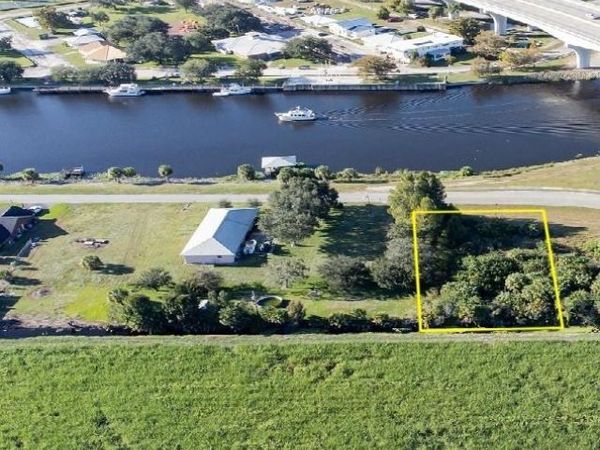 Lot 19 River RD, MOORE HAVEN, FL 33471