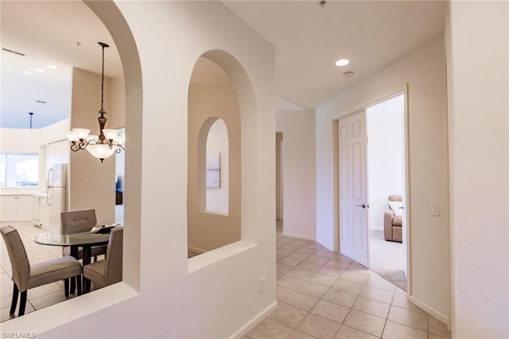 3940 Deer Crossing Ct, Unit 4-203, Naples, FL 34114 Photo