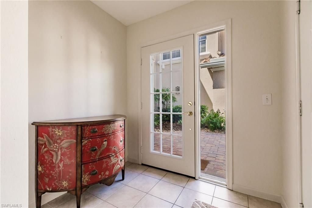 3940 Deer Crossing Ct, Unit 4-203, Naples, FL 34114 Photo