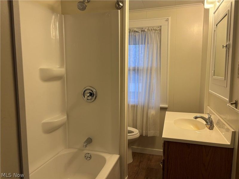 315 E 10th Street, Unit Rear, Dover, OH 44622 Photo 15