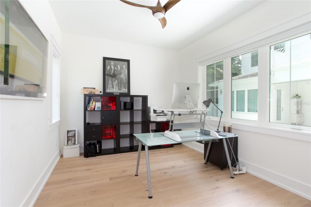 335 16th Avenue Ne, Saint Petersburg, FL 33704 Photo