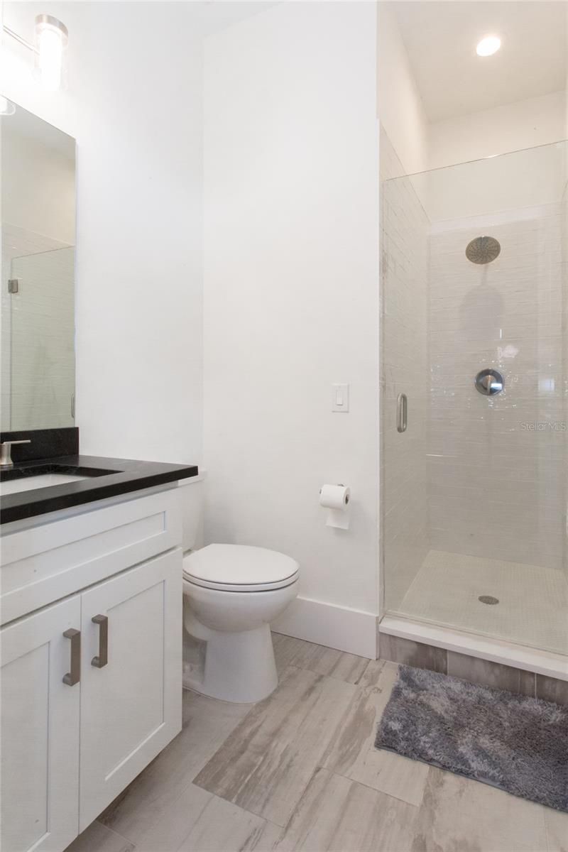 335 16th Avenue Ne, Saint Petersburg, FL 33704 Photo