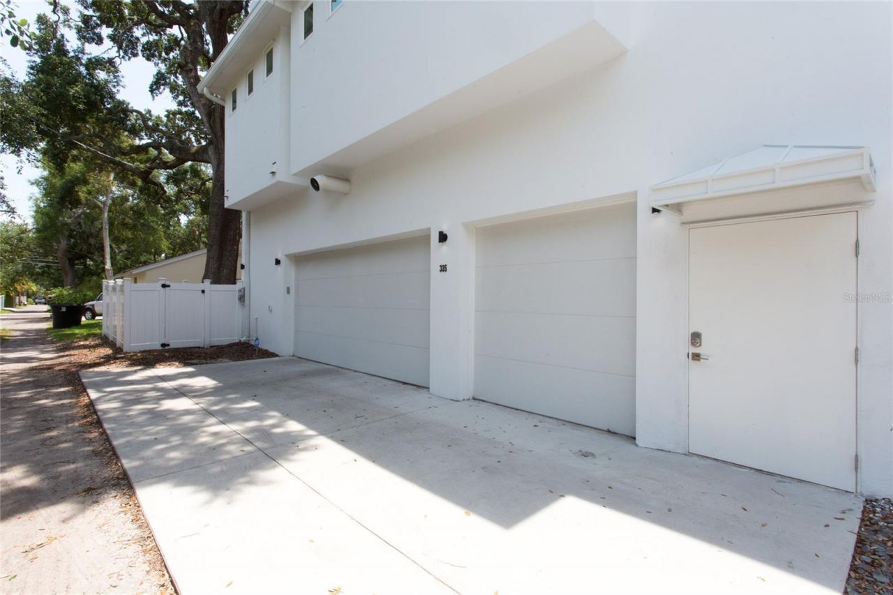 335 16th Avenue Ne, Saint Petersburg, FL 33704 Photo