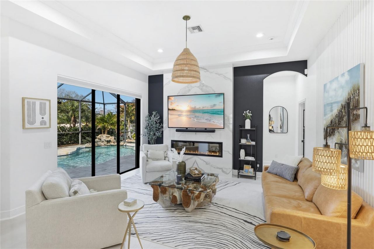 8051 36th Street Circle E, Sarasota, FL 34243 Photo