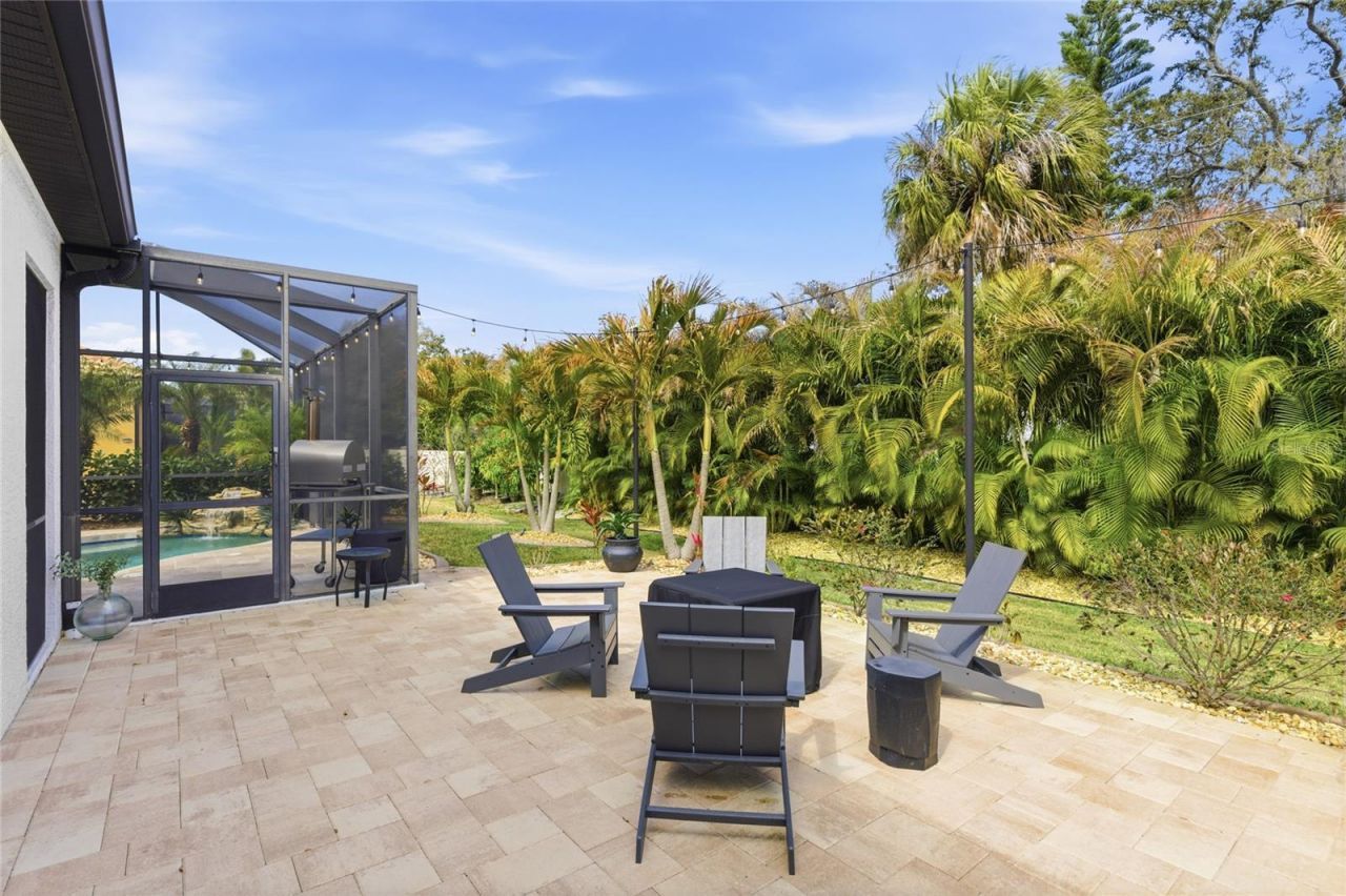 8051 36th Street Circle E, Sarasota, FL 34243 Photo