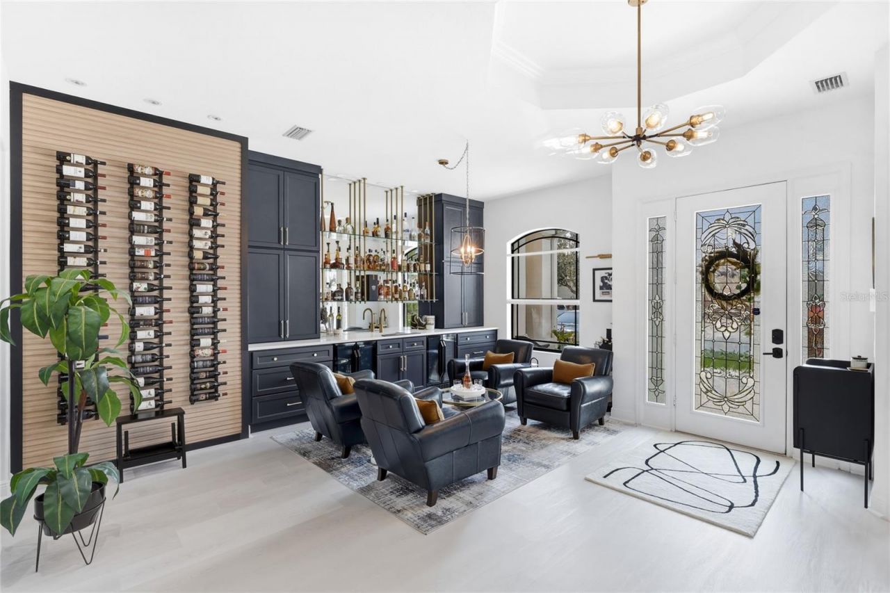 8051 36th Street Circle E, Sarasota, FL 34243 Photo