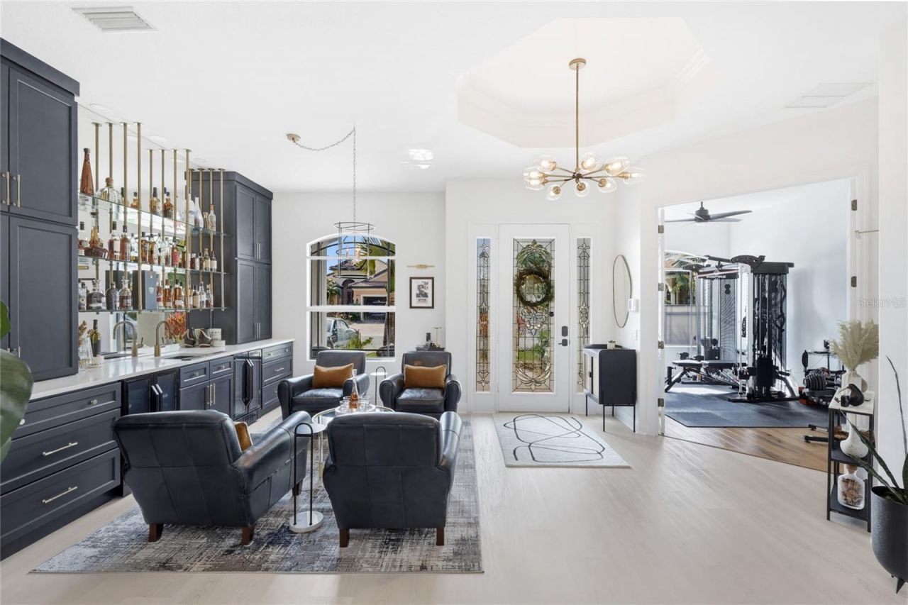 8051 36th Street Circle E, Sarasota, FL 34243 Photo