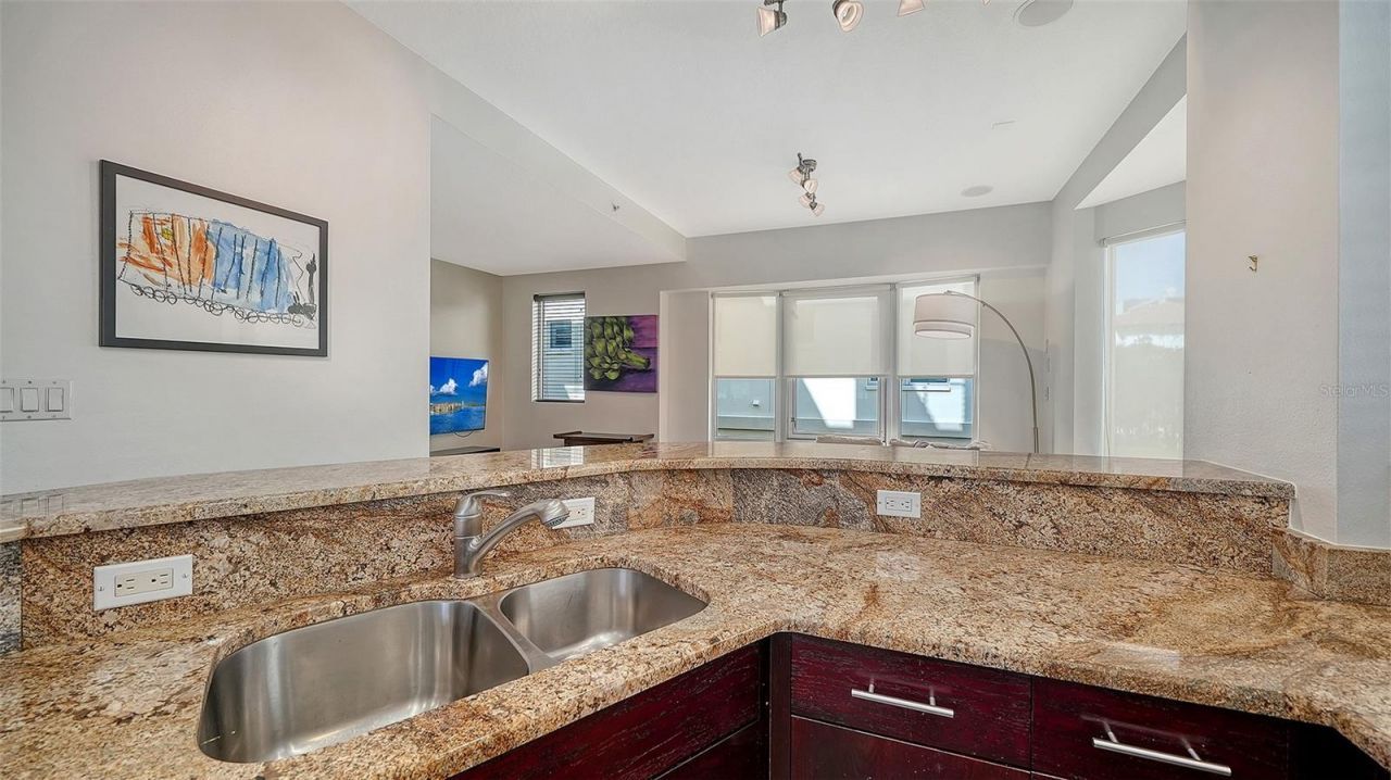 235 Cocoanut Avenue, Unit 113C, Sarasota, FL 34236 Photo