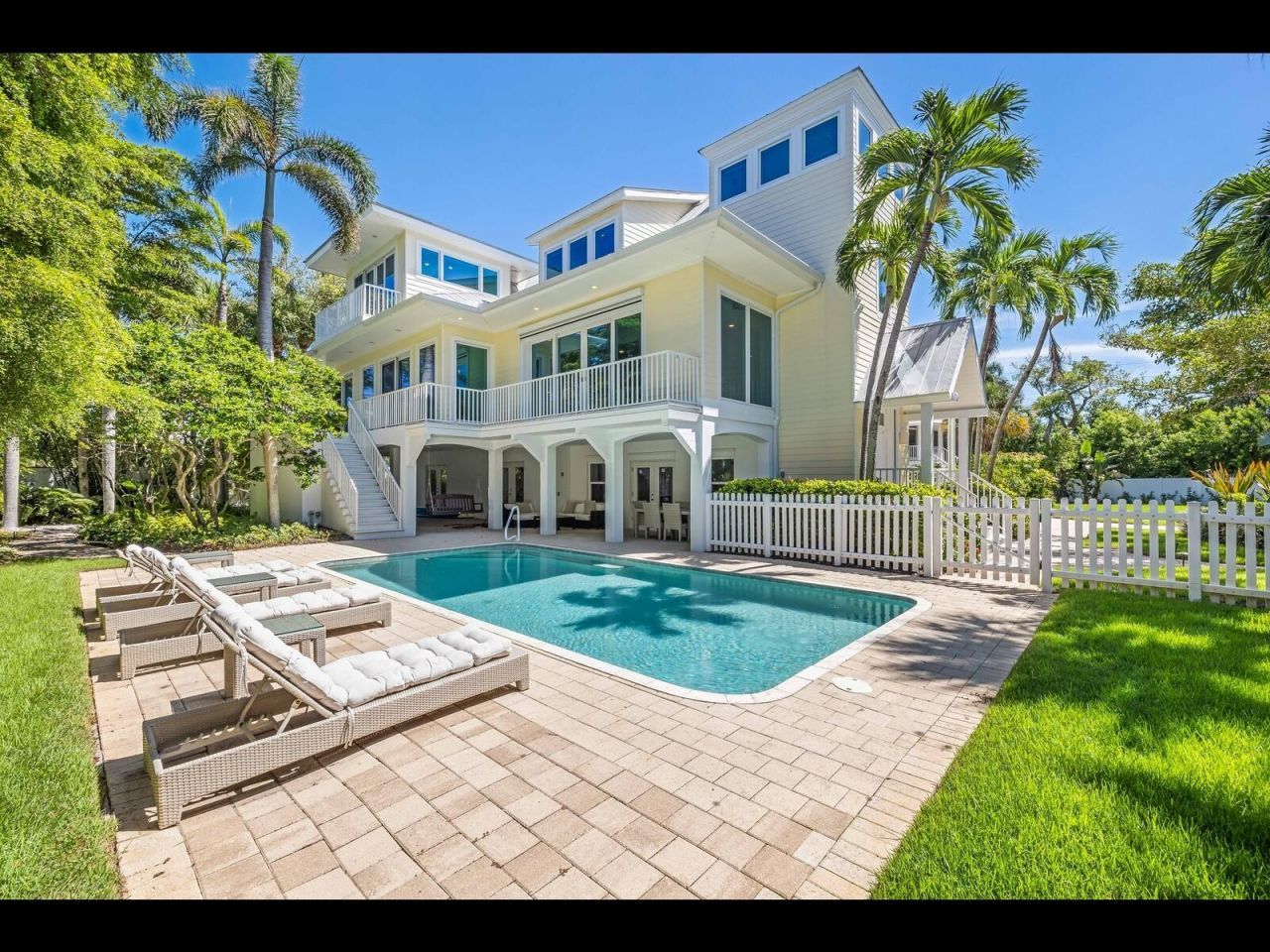 2021 20th Street W, Boca Grande, FL 33921 Photo