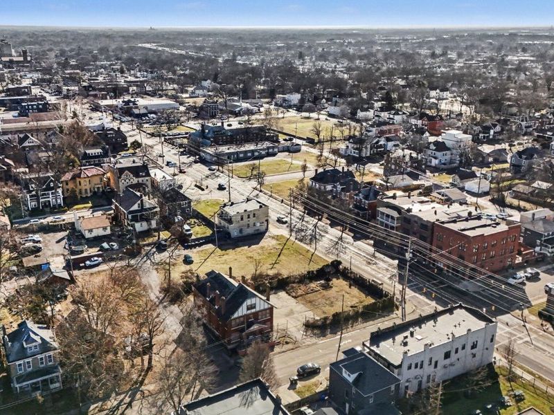 1230 E Main Street, Columbus, OH 43205 Photo 14