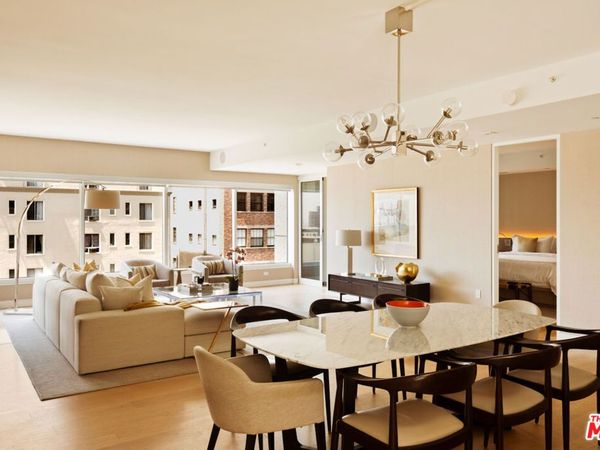 6250 Hollywood Boulevard, Unit 8M, Los Angeles, CA 90028